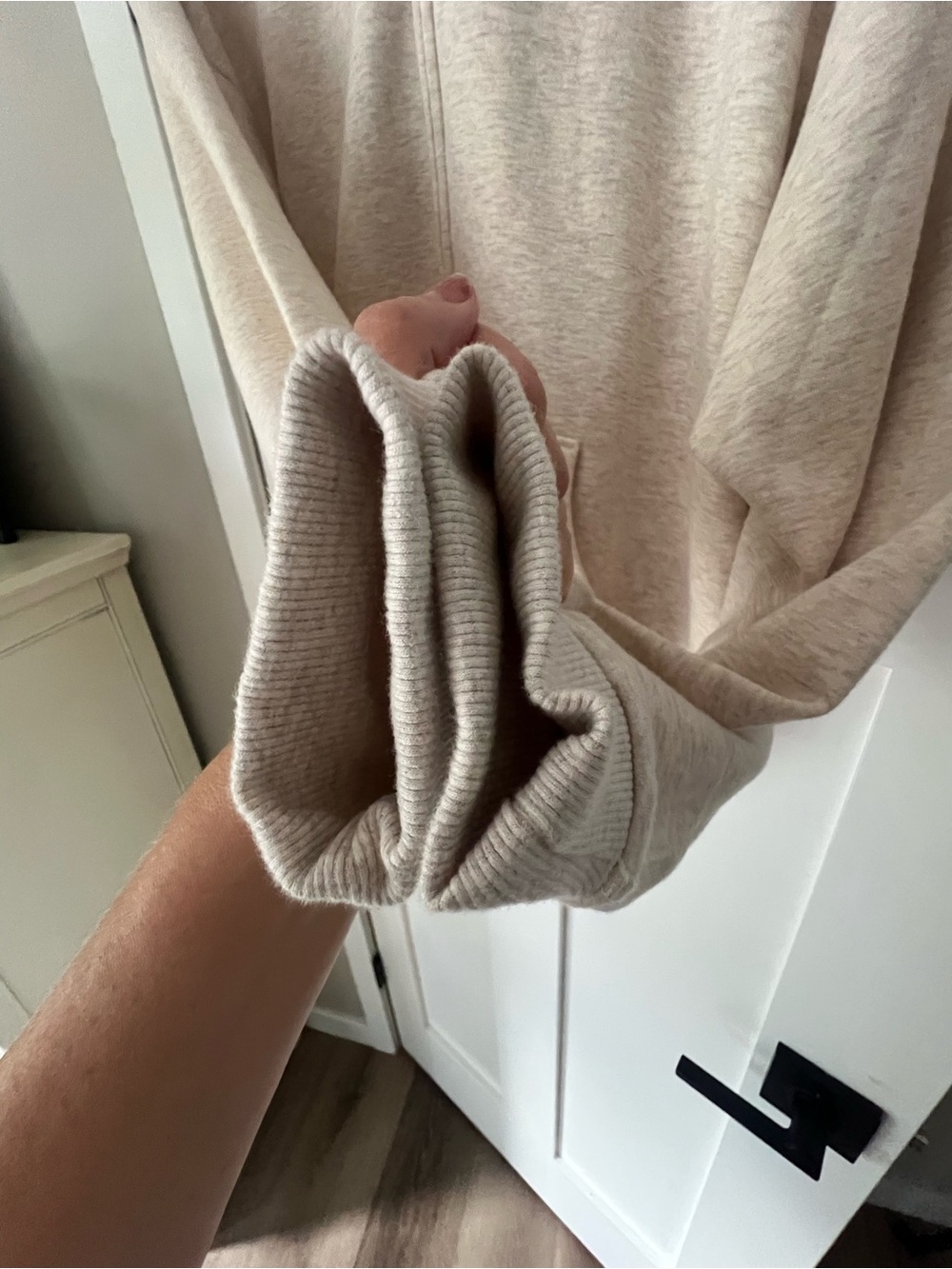 SKIMS Cotton Fleece Classic Cropped Zip Up Hoodie Oatmeal Heather L - Picture 8 of 16